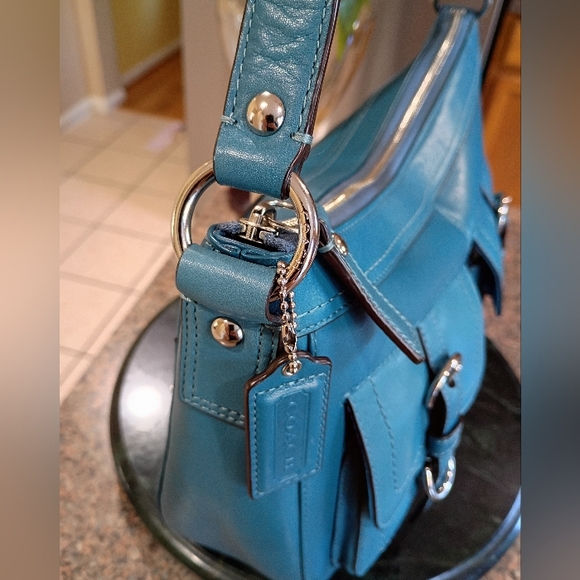 Coach Chelsea Hobo Bag F14014 - Picture 9 of 17